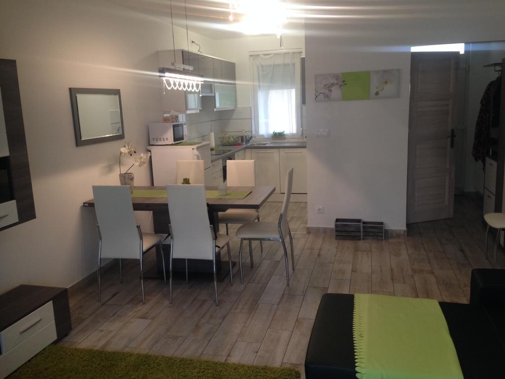 Zen Apartman Sunshine Zamárdi Buitenkant foto